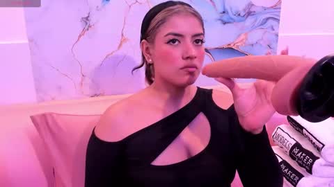 Snapshot of taylor_cupper_ chatting on 09.18.25 taylor_cupper_ online show from 09.18.25