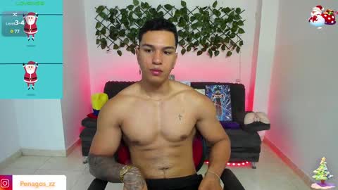 Snapshot of taylor_johnn chatting on 12.24.24 Penagos zz    online show from 12.24.24