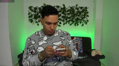 Snapshot of taylor_johnn chatting on 12.29.24 Penagos zz    online show from 12.29.24