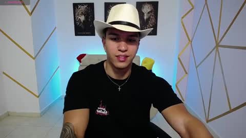 Snapshot of taylor_johnn chatting on 01.17.25 Penagos zz    online show from 01.17.25