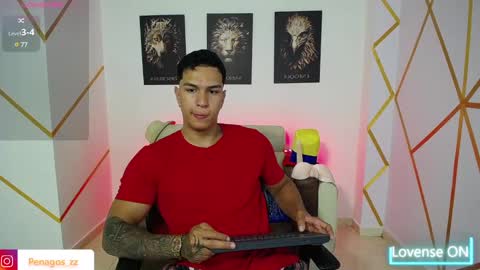 Snapshot of taylor_johnn chatting on 01.23.25 Penagos zz    online show from 01.23.25