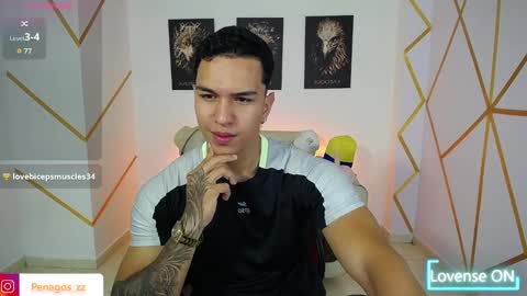 Snapshot of taylor_johnn chatting on 02.08.25 Penagos zz    online show from 02.08.25