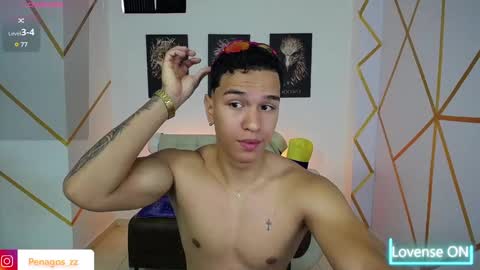 Snapshot of taylor_johnn chatting on 02.12.25 Penagos zz    online show from 02.12.25