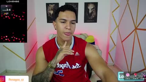 Snapshot of taylor_johnn chatting on 02.14.25 Penagos zz    online show from 02.14.25