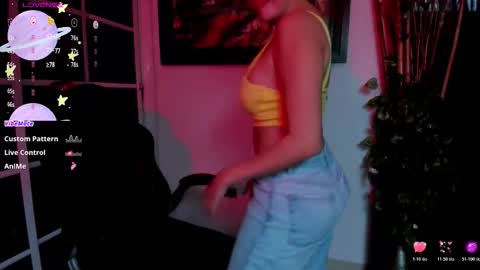 Snapshot of taylor_sweet_605214 chatting on 02.20.26 Taylor Sweet online show from 02.20.26