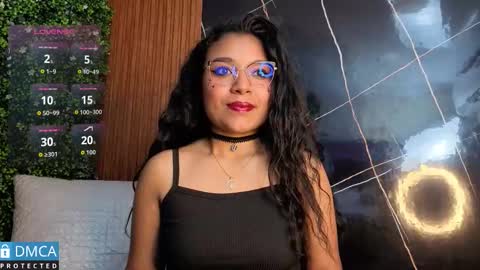 Tay online show from 10.08.25