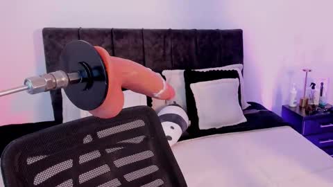 Taylor online show from 12.01.25