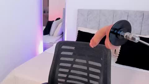 Taylor online show from 01.16.26