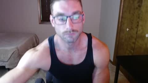 Taylor Oaks online show from 06.11.26