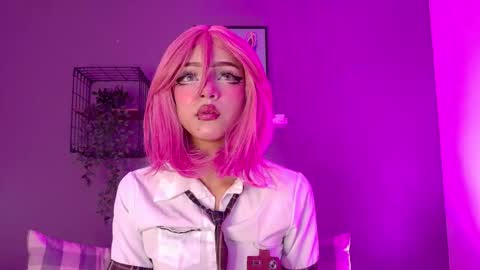 TAYLOR  online show from 12.22.25