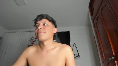 Snapshot of taylorsorf chatting on 01.16.25 taylorsorf online show from 01.16.25