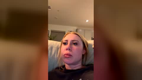 Snapshot of taylorxxxrae chatting on 02.09.26 Taylor Rae online show from 02.09.26