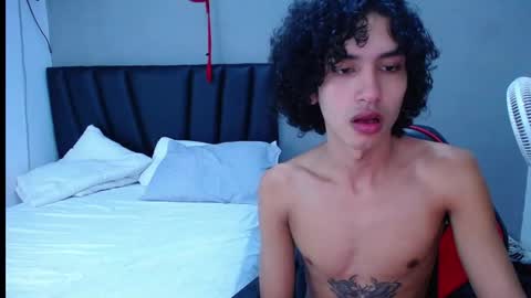 Tayron online show from 11.13.25