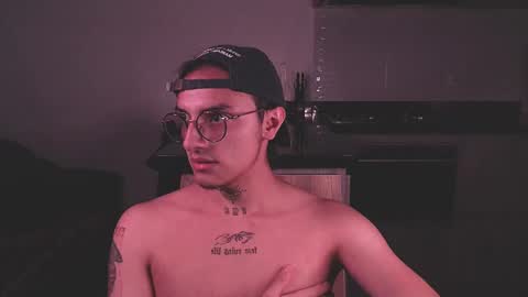 Snapshot of te0__0 chatting on 02.25.25 Teo independent model online show from 02.25.25