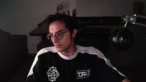 Teo independent model online show from 03.05.26