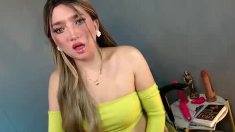 ellaine online show from 12.15.24
