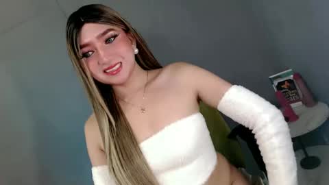 ellaine online show from 03.10.25