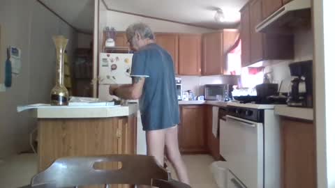 Snapshot of teak4u chatting on 10.05.25 Teak online show from 10.05.25