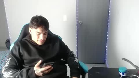 team23hot0 online show from 11.05.25