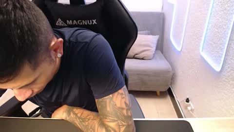 DYNAMITE DUO69 online show from 03.06.26