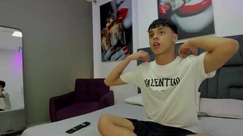 Team Twinks online show from 11.06.25