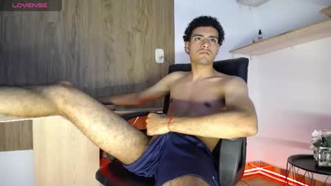 Snapshot of teamporn_18 chatting on 12.30.24 Danger online show from 12.30.24