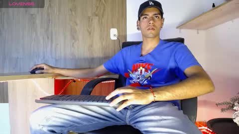 Snapshot of teamporn_18 chatting on 01.10.25 Danger online show from 01.10.25