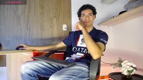 Snapshot of teamporn_18 chatting on 01.11.25 Danger online show from 01.11.25