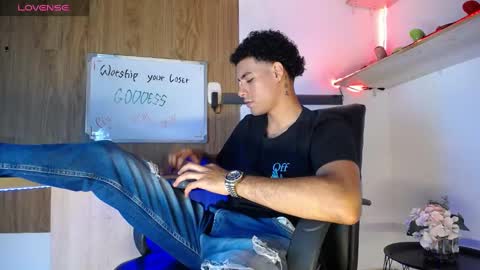 Snapshot of teamporn_18 chatting on 01.18.25 Danger online show from 01.18.25