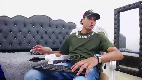 Snapshot of teamporn_18 chatting on 01.31.25 Danger online show from 01.31.25