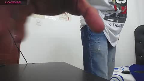 Snapshot of teamporn_18 chatting on 02.01.25 Danger online show from 02.01.25