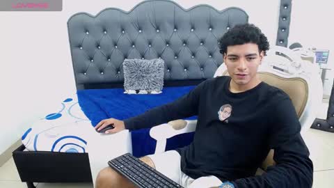 Snapshot of teamporn_18 chatting on 02.03.25 Danger online show from 02.03.25