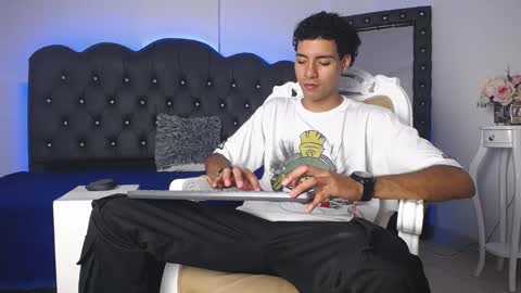 Snapshot of teamporn_18 chatting on 02.11.25 Danger online show from 02.11.25