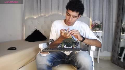 Snapshot of teamporn_18 chatting on 02.24.25 Danger online show from 02.24.25