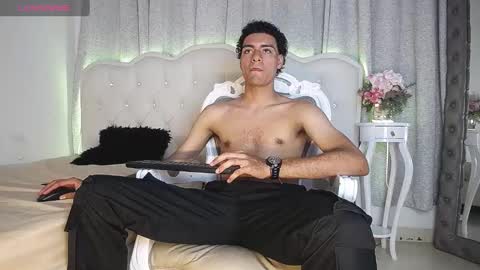 Snapshot of teamporn_18 chatting on 03.01.25 Danger online show from 03.01.25