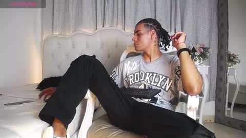 Snapshot of teamporn_18 chatting on 03.12.25 Danger online show from 03.12.25