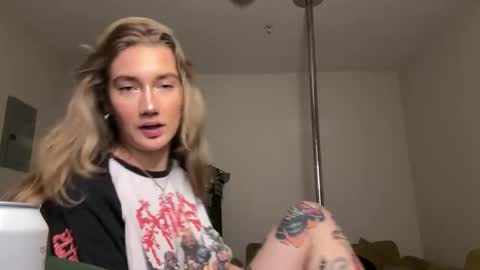 Katy online show from 12.22.25