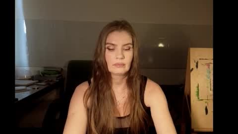 Snapshot of teasingelly chatting on 10.30.25 teasingelly online show from 10.30.25