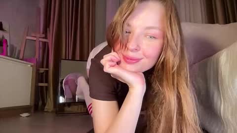 Mary     X TechnoElfff  INST    fansly kissmary online show from 03.08.26