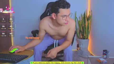 Snapshot of teddy_cowboy chatting on 09.21.25  Follow me on Twitter boys ryder and instagram teddyscoot 12  online show from 09.21.25