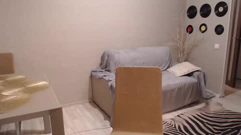 Snapshot of teddy_mode chatting on 10.01.25 Teddy online show from 10.01.25