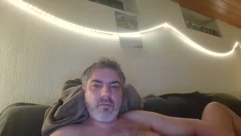 Snapshot of teeforyou chatting on 10.02.25 Peter online show from 10.02.25