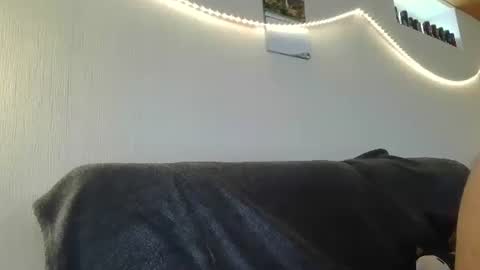 Snapshot of teeforyou chatting on 10.10.25 Peter online show from 10.10.25