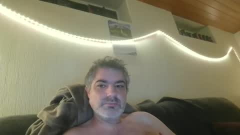 Snapshot of teeforyou chatting on 10.27.25 Peter online show from 10.27.25