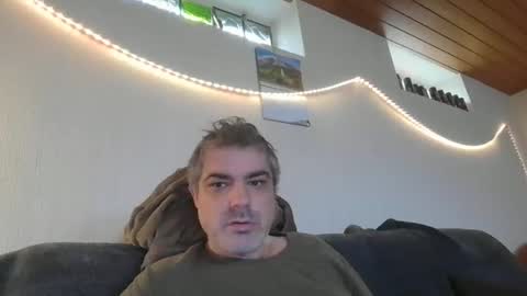 Snapshot of teeforyou chatting on 11.02.25 Peter online show from 11.02.25