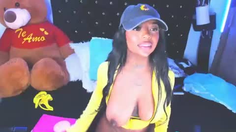 Snapshot of teerry__ chatting on 02.08.25 Teerry online show from 02.08.25