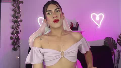 tefy_bratz online show from 02.04.25
