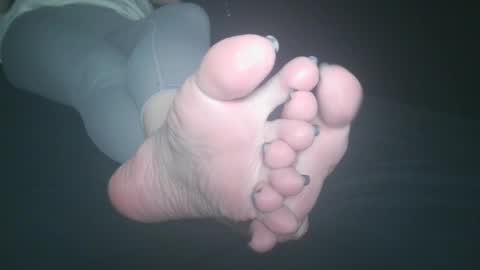 Viv West online show from 12.28.24