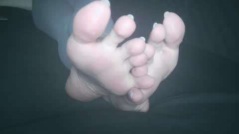 Viv West online show from 02.28.25