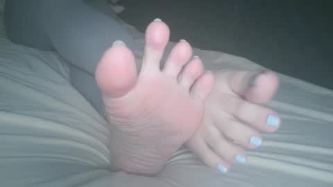 Viv West online show from 03.03.25